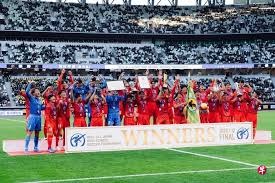 和平精英冰与火的交融，爆炸猎弓和M417全新武器登场！