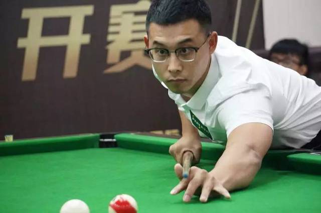 卡尔森的战 卡尔森的战